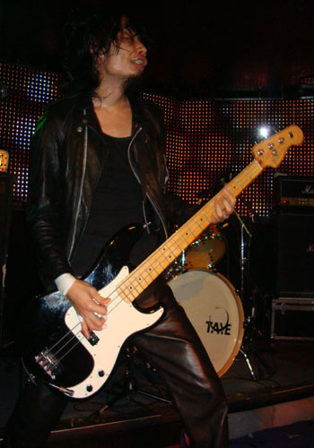 guitarwolf02