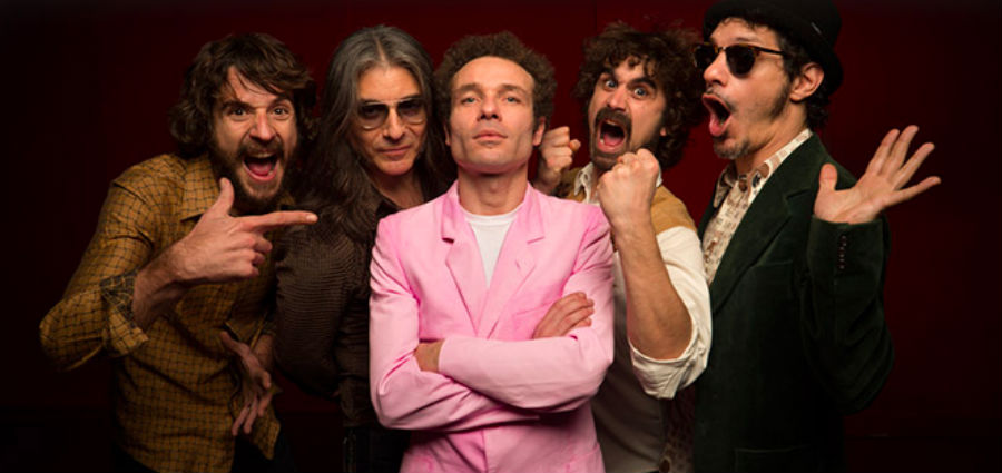 Adrián Costa & The Criers